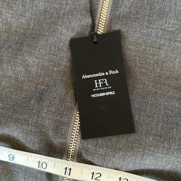 Abercrombie NWT HFR x Nicole Benefield Cropped Reversible Bomber Jacket L NEW - Picture 6 of 10